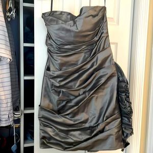 Designer cocktail dress Paula Varsalona size 10 pewter
